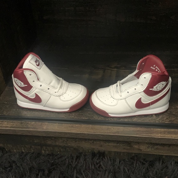Nike Kids High-Top Sneakers - White and Red - Picture 3 of 6